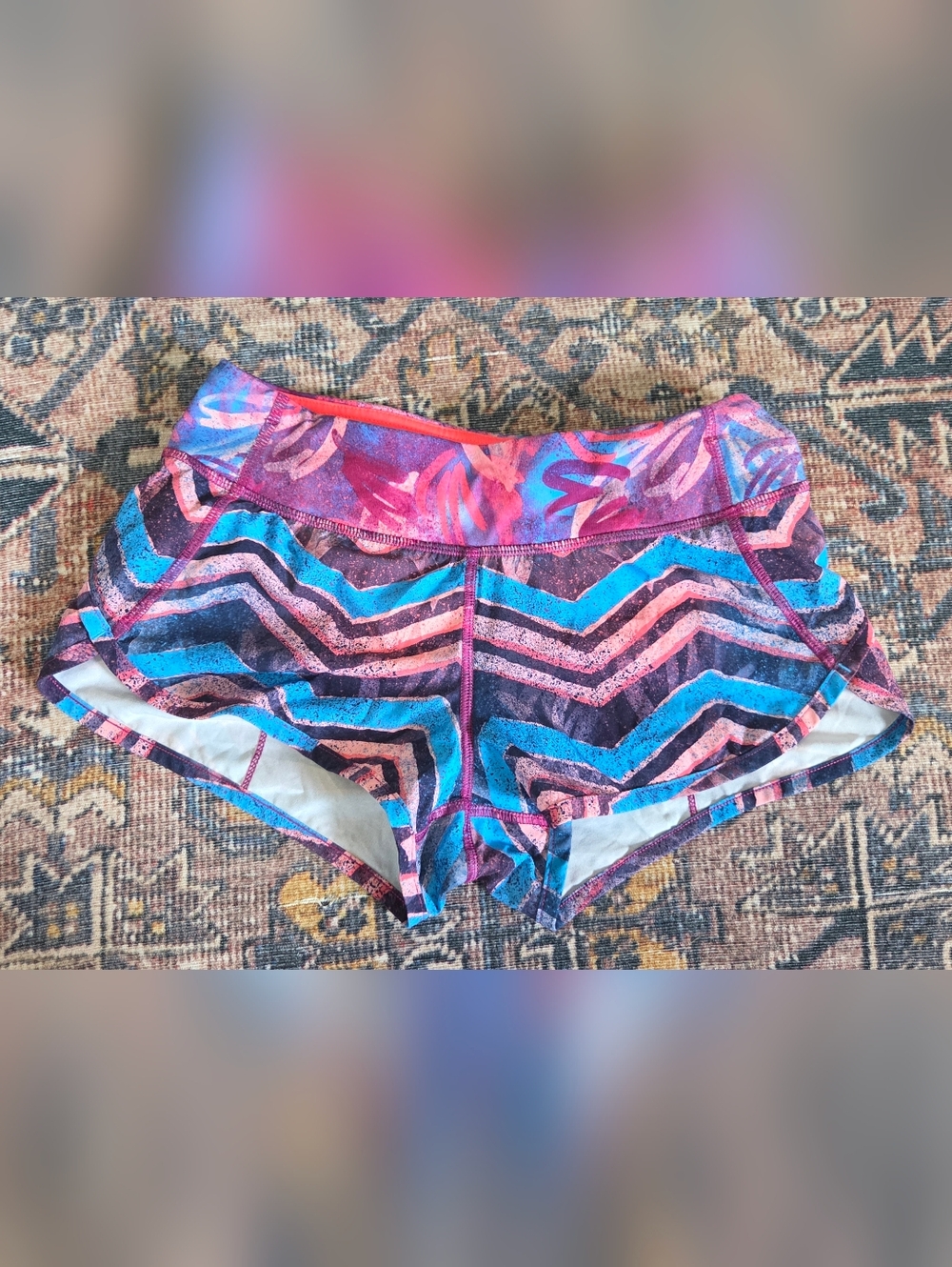 Ivivva, by Lululemon, Multicolor Chevron Athletic Shorts - Pink & Blue